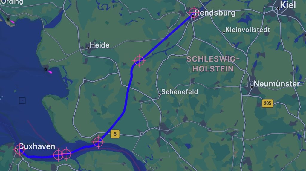 Route Rendsburg – Cuxhaven, 10. September 2026 (grün: unter Segeln, blau: unter Motor oder mit Motorunterstützung)